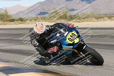 media/Nov-16-2025-Race Pace (Sun) [[8c5fa54630]]/Non Verified Riders (1st 20 Minutes)/3-Turn 3 Inside (11am)/